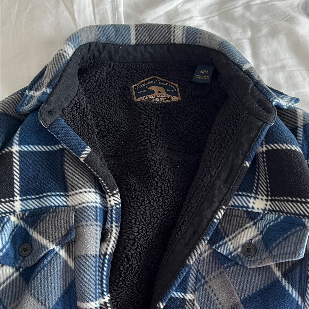 Blue and Gray Plaid Button-Up Shirt Jacket - Picture 4 of 5